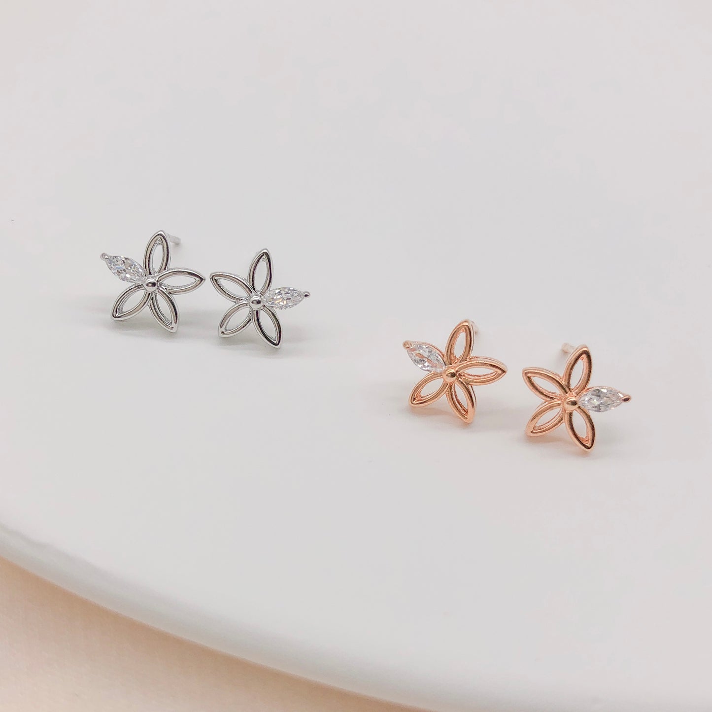 Hollow Flower Earrings